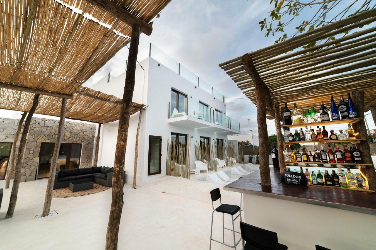 Paiise Hotels Sant Francesc de s'Estany Екстериор снимка