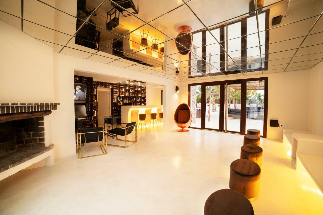 Paiise Hotels Sant Francesc de s'Estany Екстериор снимка