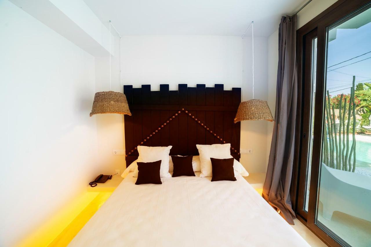 Paiise Hotels Sant Francesc de s'Estany Екстериор снимка